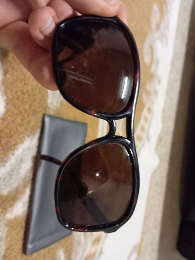 Gafas de sol y Funda