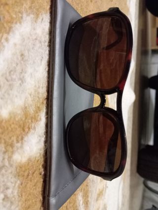 Gafas de sol y Funda