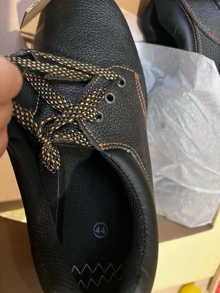 Zapatos de seguridad/ trabajo talla 44 Scala