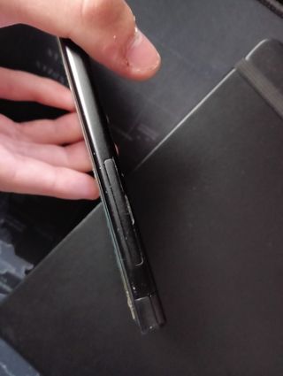 Sony Xperia XA1 Plus - Schermo e custodia rotti