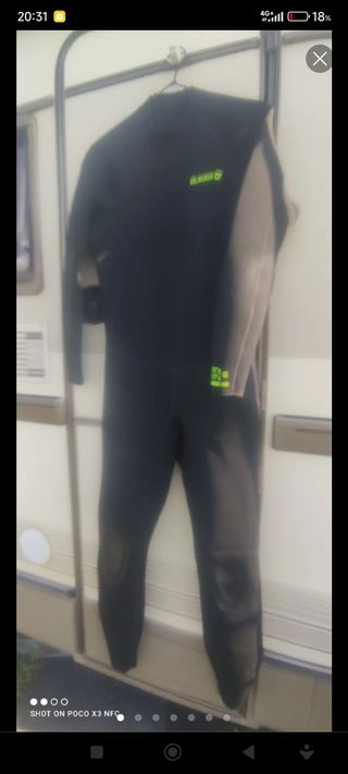 Traje de neopreno 4.3. talla M 