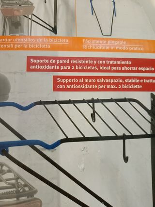 Soporte pared para dos bicicletas plegable