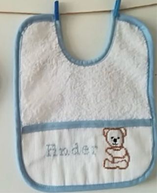 Baberos , encargame  el tuyo !!