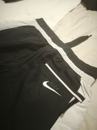 Pantalón y sudadera Nike , conjunto