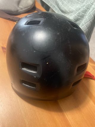 Casco negro oxelo decatlhon