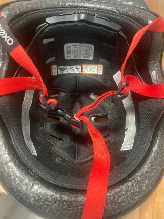 Casco negro oxelo decatlhon