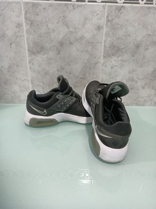 Nike Air Max Bella TR4 talla 39