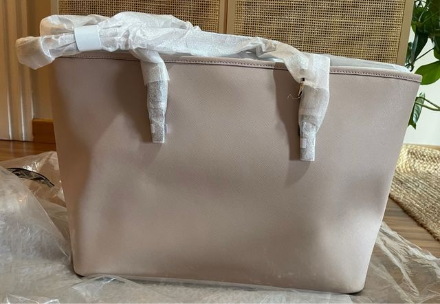 	 Bolso Michael Kors tote Jet Set mediano de piel saffiano