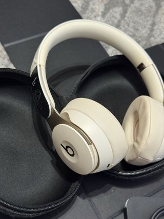 Beats Solo Pro