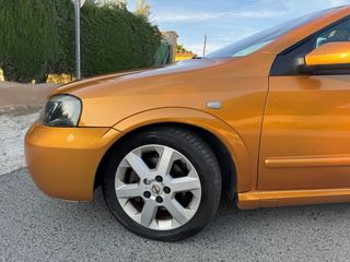Opel Astra bertone  2002