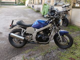 Suzuki gs 500