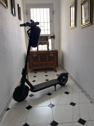 Patin Xiaomi Electric Scooter 4