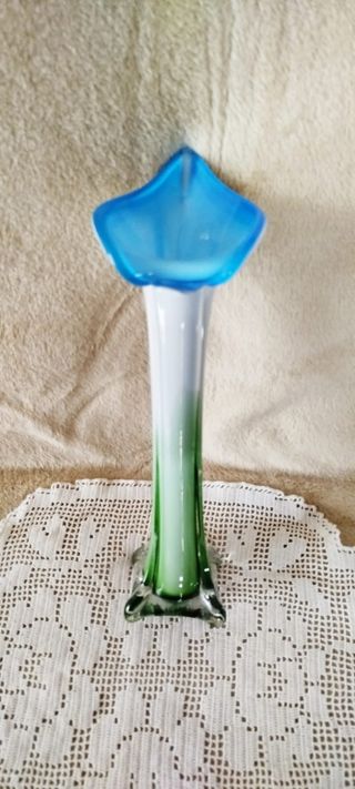 Vaso a forma di calla