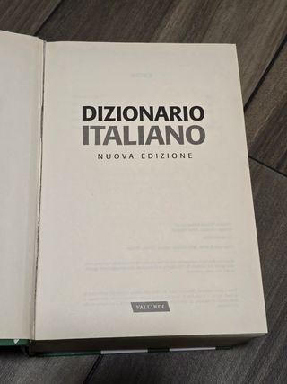 Dizionario Italiano. Edit