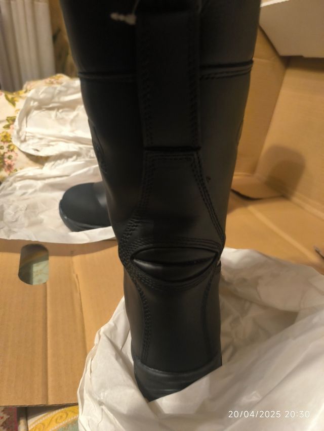 Scarpe antinfortunistiche vigili fuoco mai usate