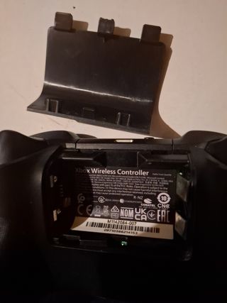 Se vende control xbox one s
