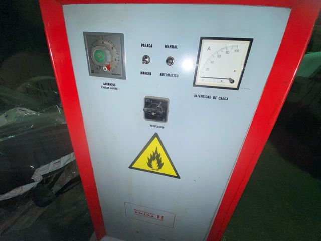 Cargador bateria para carretilla elvadora