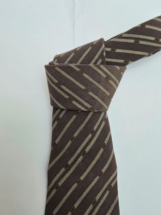 CORBATA CELINE SEDA NUEVA 210 eur