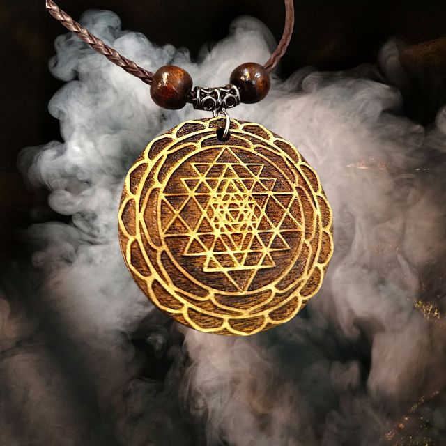 Collana Sri Yantra, meditazione