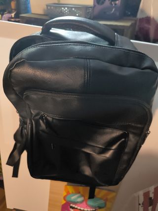 Mochila imitación cuero
