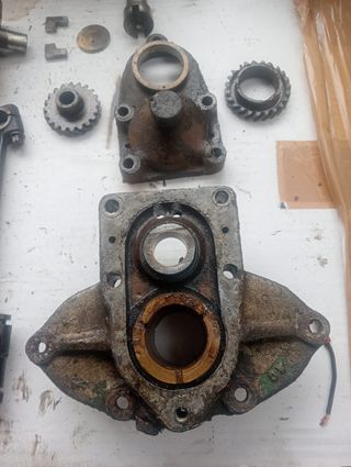 Piezas del motor Citroen torpedo 5cv,