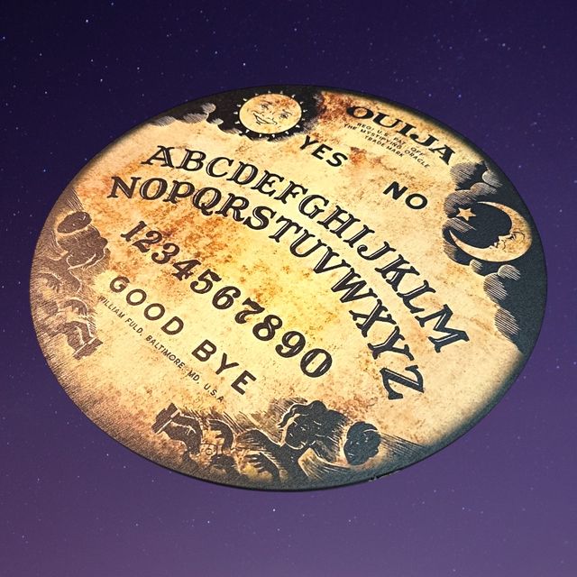 Tavola Ouija in legno, esoterismo