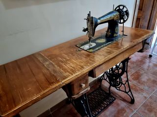 MÁQUINA DE COSER SINGER ANTIGUA