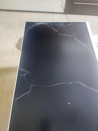 Monitor LG 32SR83U – PANTALLA ROTA