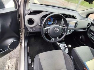 Toyota Yaris 2015