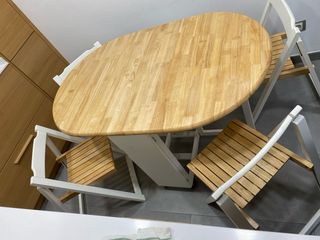 Mesa con sillas ***URGE POR MUDANZA***