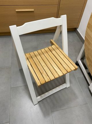 Mesa con sillas ***URGE POR MUDANZA***