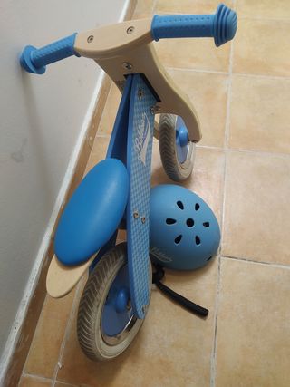 Billabong bici madera y casco azul