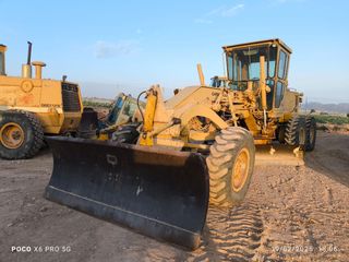 MOTONIVELADORA CATERPILLAR 12G