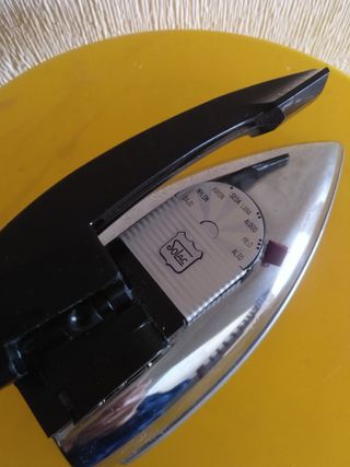 PLANCHA DE VIAJE SOLAC, PLEGABLE