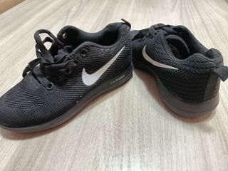 scarpe nike bambino n. 29