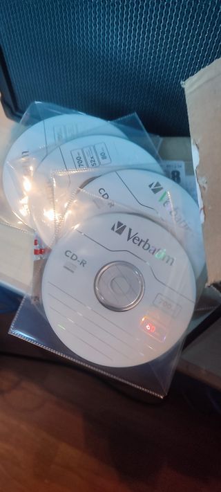 Set di 54 CD vergini Maxwell e Verbatim