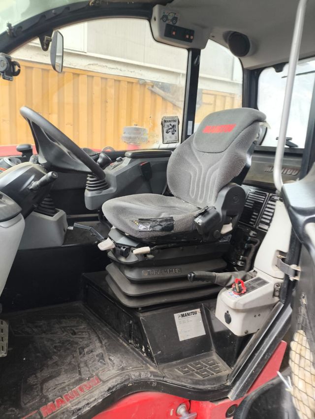 MANIPULADOR TELESCÓPICO MANITOU