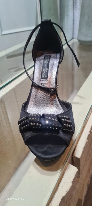 Zapatos negros fiesta 