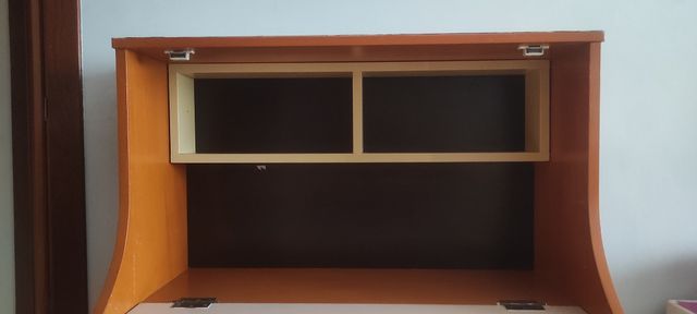 Mueble/Escritorio plegable, con 3 cajones
