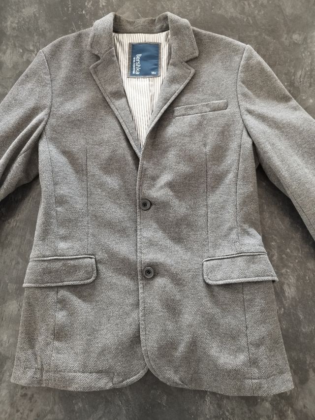 Abrigo, Marca Pull and Bear, Nuevo, M