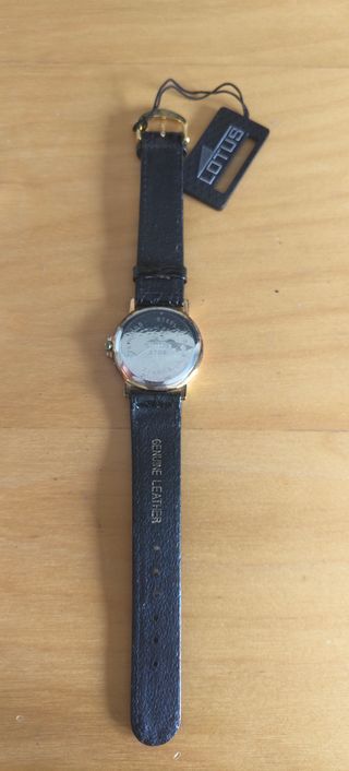 Reloj Lotus