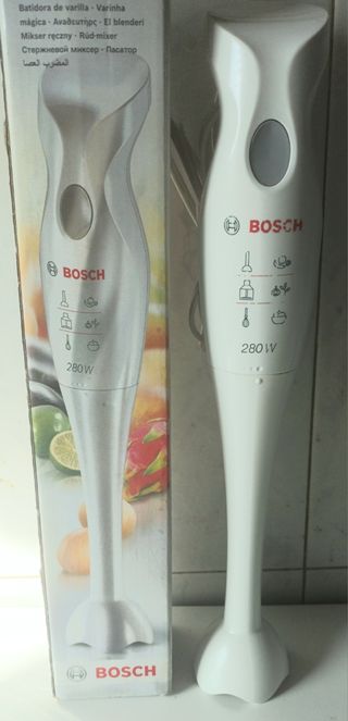 Batidora desmontable de mano Bosch.