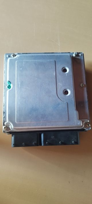 Centralita motor BMW