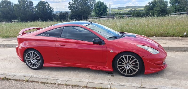 Toyota Celica 2001 - foto 1