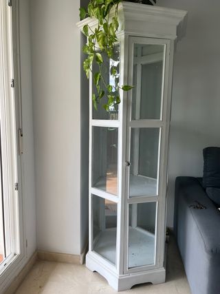 Vitrina Hexagonal Antigua y restaurada