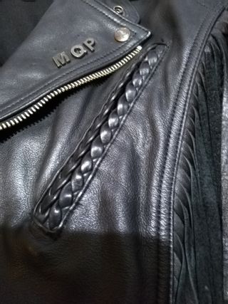 Chaqueta moto cuero flecos