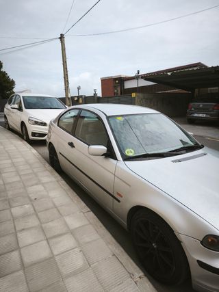 BMW 318ti Compact