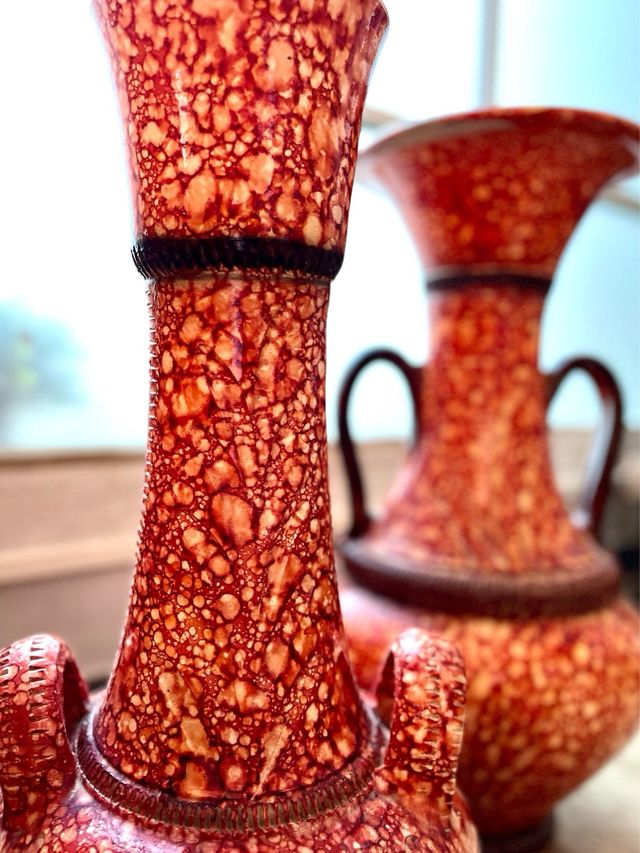 Coppia di vasi decorativi da terra anni '70