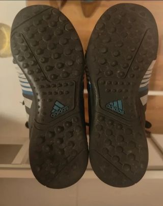 Botas de futbol Adidas multitacos!