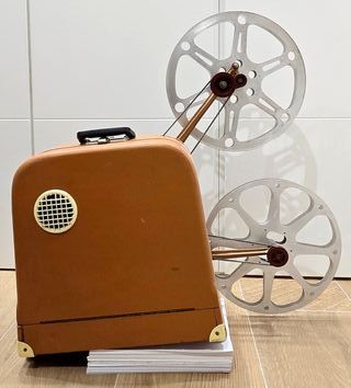 Proyector de cine antiguo